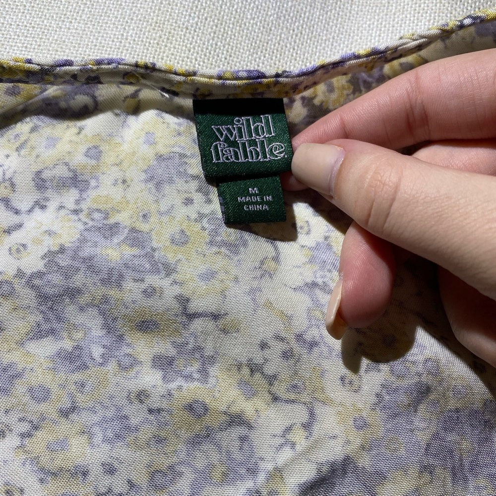 Universal Thread top - Picture 3 of 3